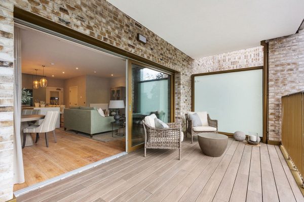 2.-Balcony-2